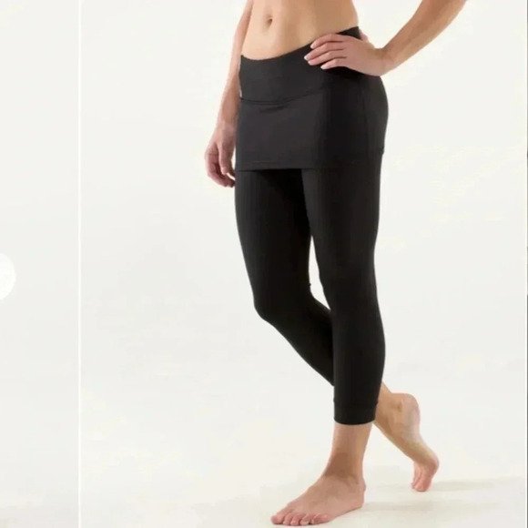 Lululemon a go go crop - Picture 1 of 12